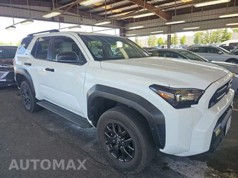 2025 Toyota 4Runner SR5 - miniatura 3
