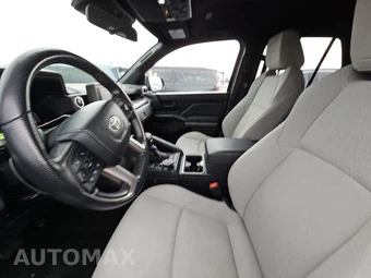 2025 Toyota 4Runner SR5 - miniatura 13
