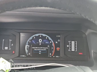 2025 Toyota 4Runner SR5 - miniatura 18