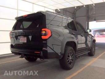 2025 Toyota 4Runner SR5 - miniatura 5