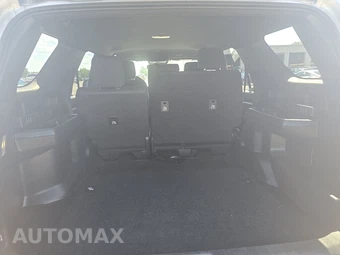 2025 Toyota 4Runner SR5 - miniatura 16