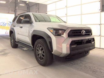 2025 Toyota 4Runner SR5 - miniatura 3