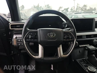 2025 Toyota 4Runner SR5 - miniatura 10
