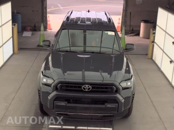 2025 Toyota 4Runner SR5 - miniatura 2