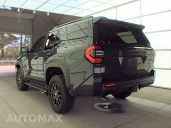 2025 Toyota 4Runner SR5 - miniatura 6