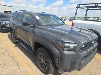 2025 Toyota 4Runner SR5 - miniatura 3