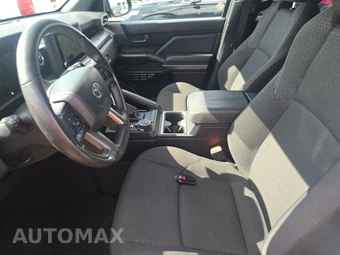 2025 Toyota 4Runner SR5 - miniatura 7