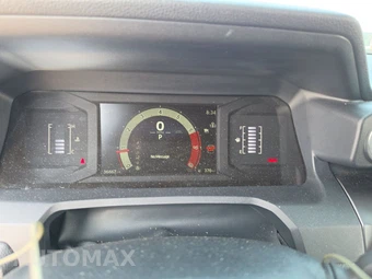 2025 Toyota 4Runner SR5 - miniatura 12