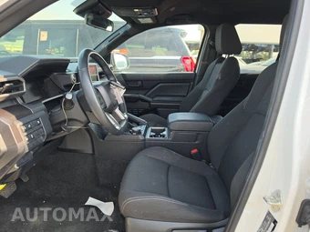 2025 Toyota 4Runner SR5 - miniatura 7