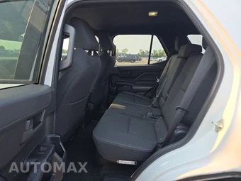 2025 Toyota 4Runner SR5 - miniatura 13