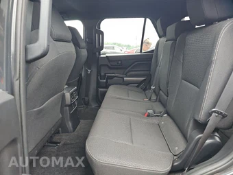 2025 Toyota 4Runner SR5 - miniatura 13