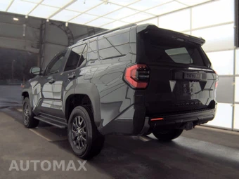 2025 Toyota 4Runner SR5 - miniatura 6