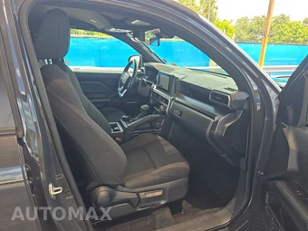 2025 Toyota 4Runner SR5 - miniatura 8
