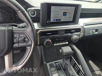 2025 Toyota 4Runner SR5 - miniatura 11