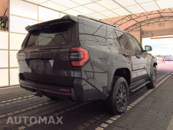 2025 Toyota 4Runner SR5 - miniatura 4