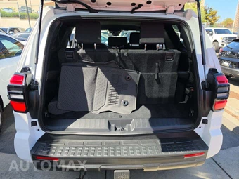 2025 Toyota 4Runner SR5 - miniatura 15