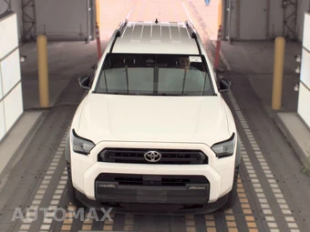 2025 Toyota 4Runner SR5 - miniatura 2