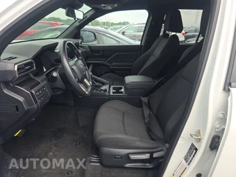 2025 Toyota 4Runner SR5 - miniatura 7