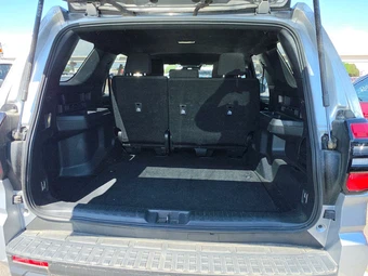 2025 Toyota 4Runner SR5 - miniatura 16