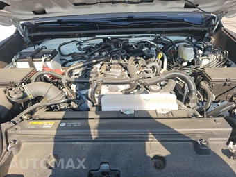 2025 Toyota 4Runner SR5 - miniatura 15