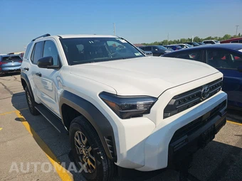 2025 Toyota 4Runner SR5 - miniatura 3