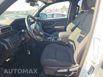 2025 Toyota 4Runner SR5 - miniatura 7