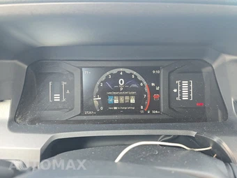 2025 Toyota 4Runner SR5 - miniatura 12