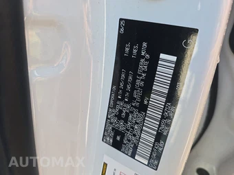 2025 Toyota 4Runner SR5 - miniatura 14