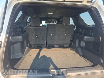 2025 Toyota 4Runner SR5 - miniatura 16