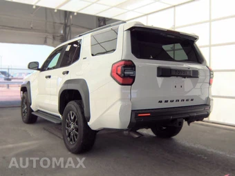 2025 Toyota 4Runner SR5 - miniatura 6