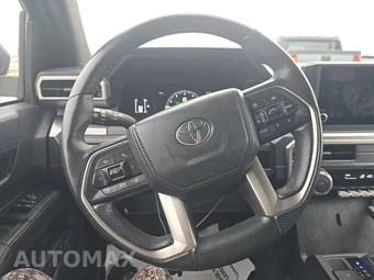 2025 Toyota 4Runner SR5 - miniatura 10