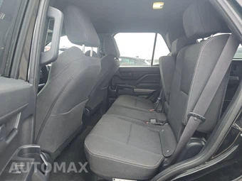 2025 Toyota 4Runner SR5 - miniatura 13