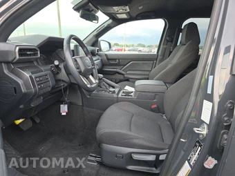 2025 Toyota 4Runner SR5 - miniatura 7