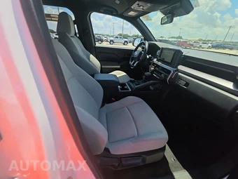 2025 Toyota 4Runner SR5 - miniatura 14