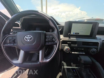 2025 Toyota 4Runner SR5 - miniatura 17