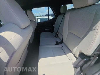 2025 Toyota 4Runner SR5 - miniatura 19