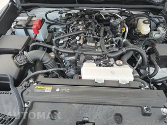2025 Toyota 4Runner SR5 - miniatura 15