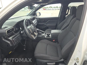 2025 Toyota 4Runner SR5 - miniatura 7