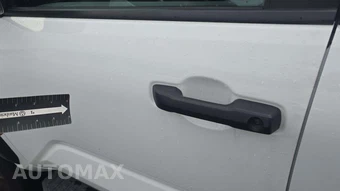 2025 Toyota 4Runner SR5 - miniatura 19