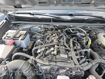 2025 Toyota 4Runner SR5 - miniatura 15
