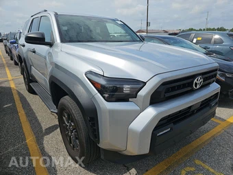 2025 Toyota 4Runner SR5 - miniatura 3