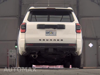 2025 Toyota 4Runner SR5 - miniatura 7