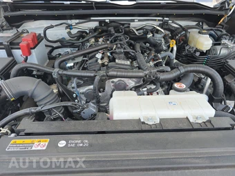 2025 Toyota 4Runner SR5 - miniatura 15