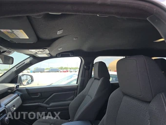 2025 Toyota 4Runner SR5 - miniatura 18