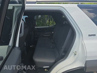 2025 Toyota 4Runner SR5 - miniatura 13