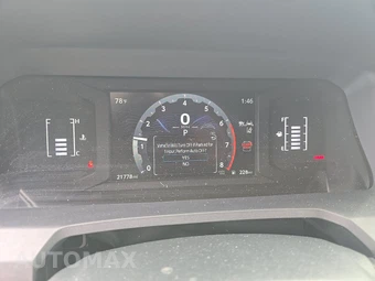2025 Toyota 4Runner SR5 - miniatura 12