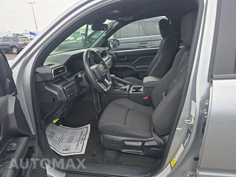 2025 Toyota 4Runner SR5 - miniatura 7