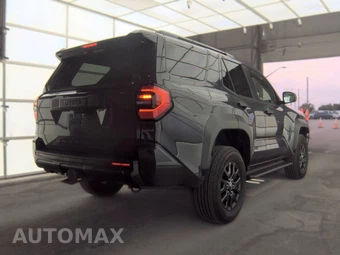 2025 Toyota 4Runner SR5 - miniatura 4