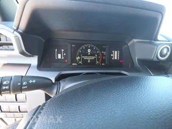 2025 Toyota 4Runner SR5 - miniatura 12