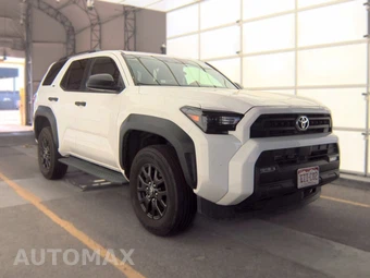 2025 Toyota 4Runner SR5 - miniatura 3